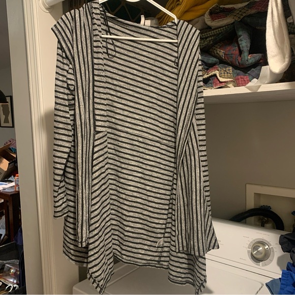 Large Est. 1846 Cardigan Black and White Striped - Picture 3 of 3